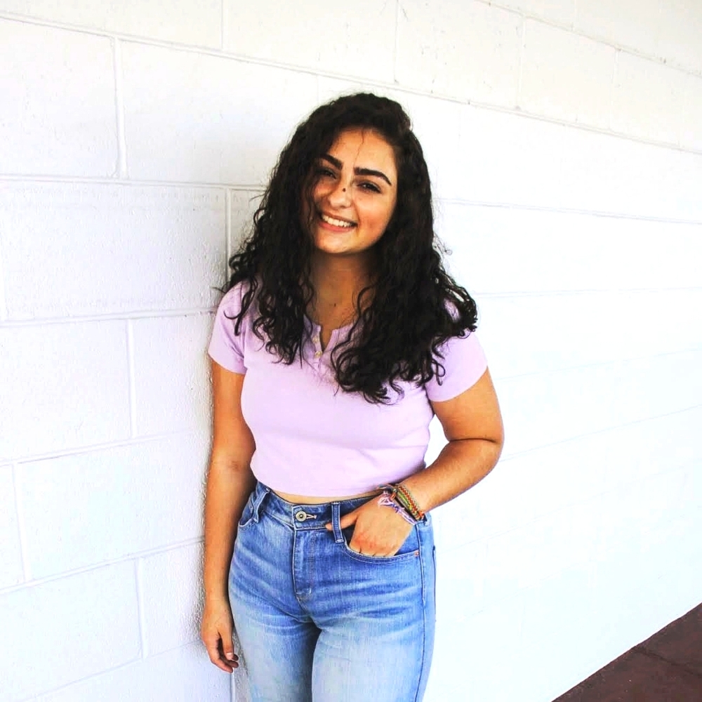 purple cropped top